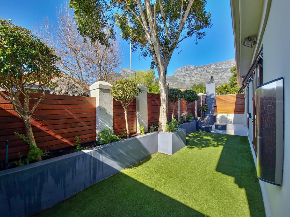8 - Virginia Avenue * Cape Town